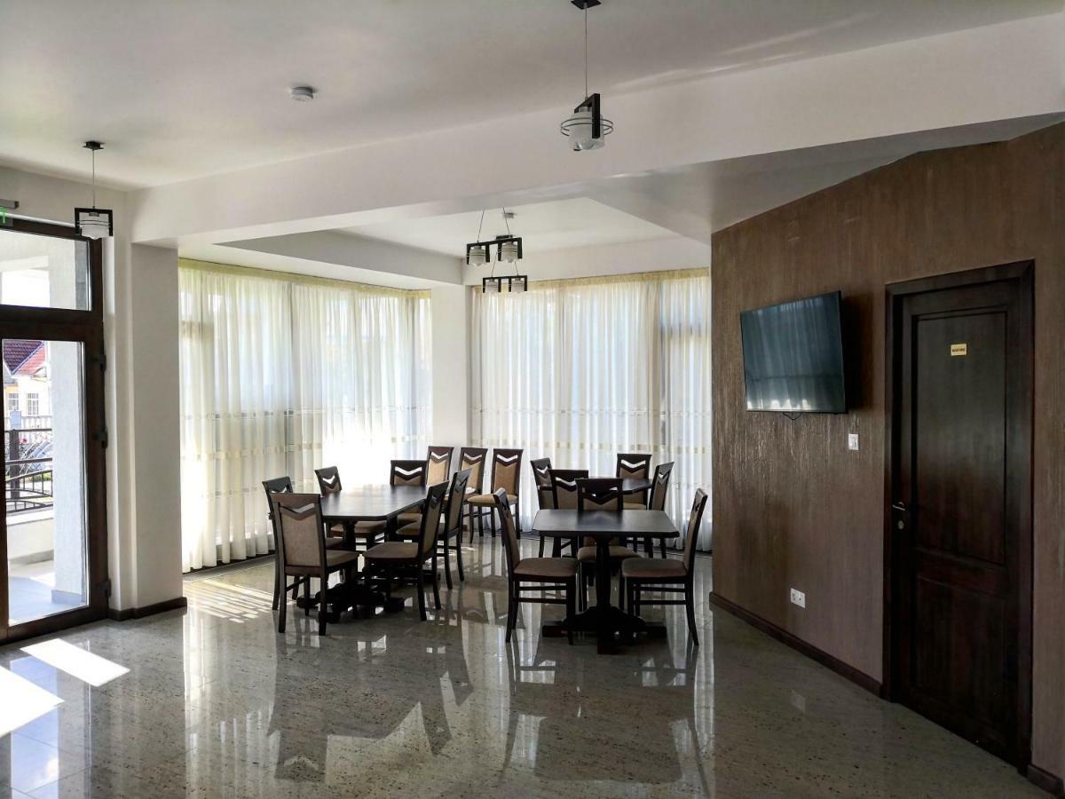 Pensiunea Casa Hortopan Târgu Jiu Екстериор снимка